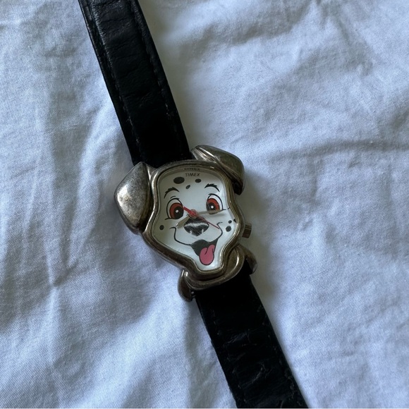 Vintage Disney's 101 Dalmatians Timex Leather Strap Watch - Picture 3 of 6